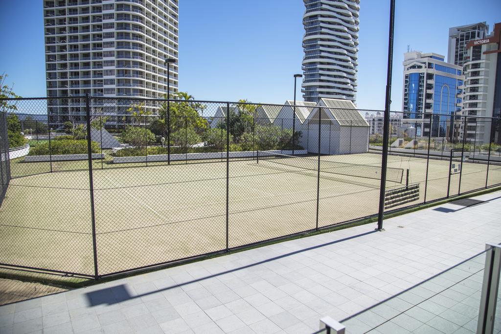 Ultiqa Air On Broadbeach Gold Coast Kültér fotó