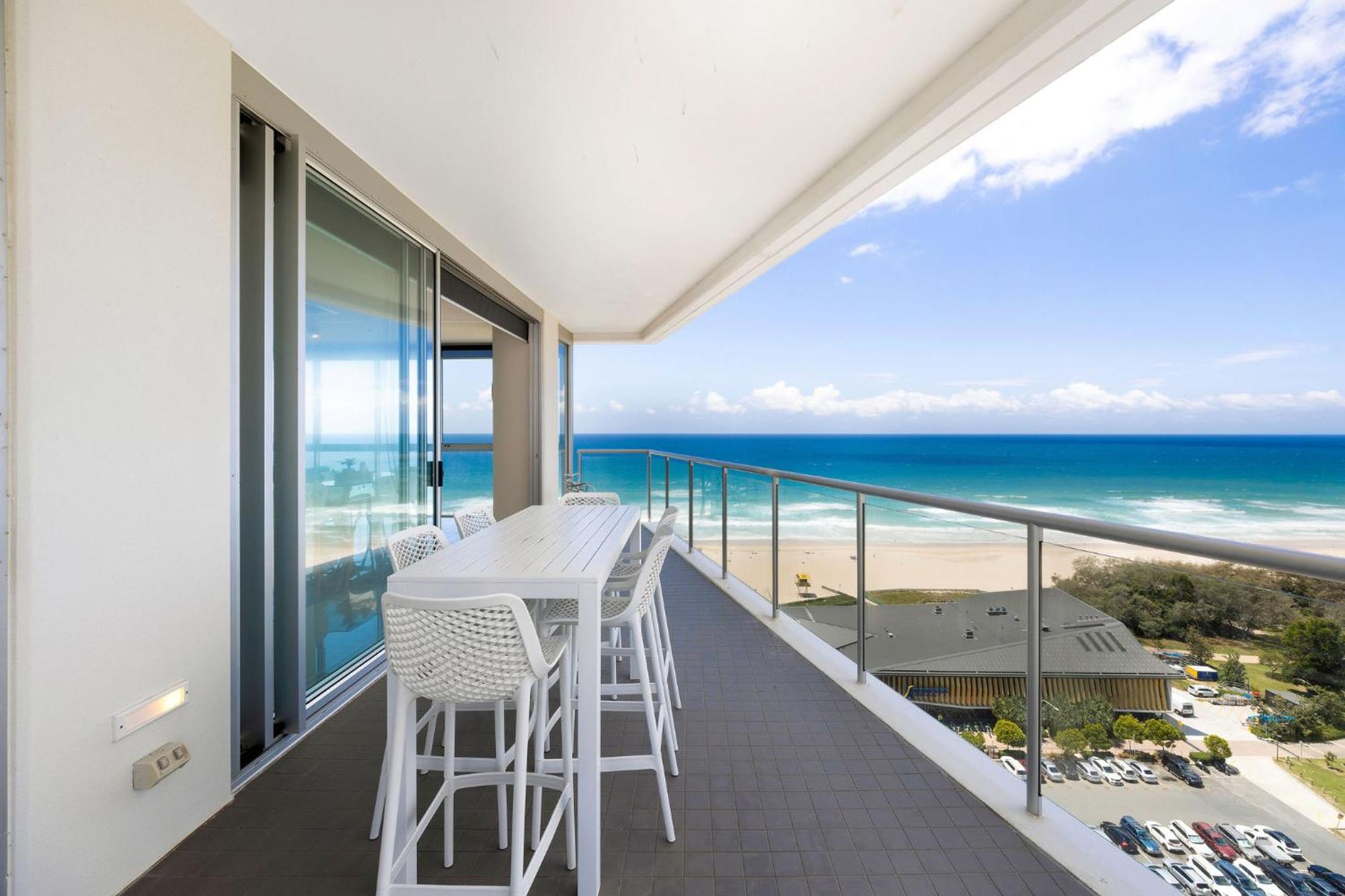 Ultiqa Air On Broadbeach Gold Coast Kültér fotó