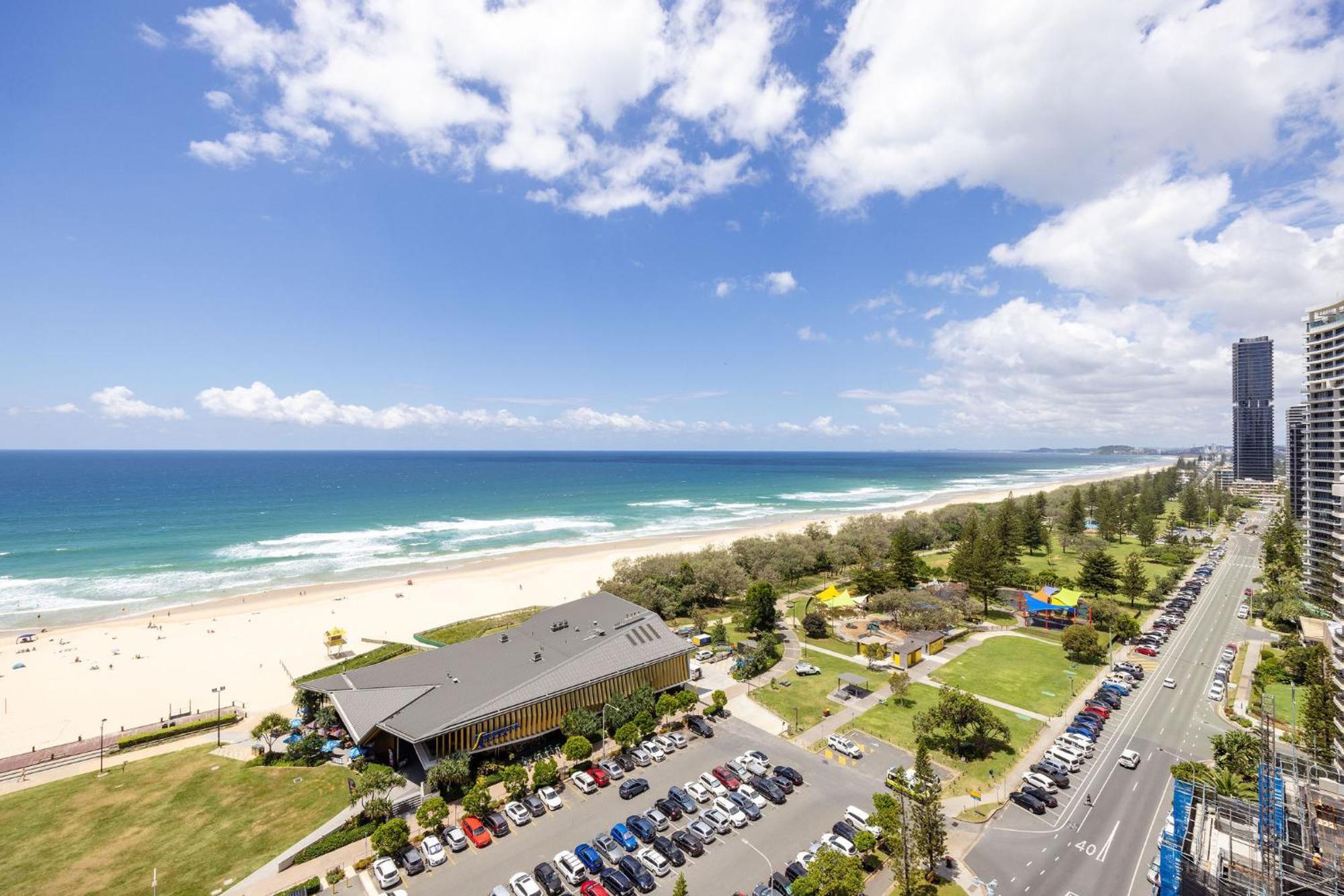 Ultiqa Air On Broadbeach Gold Coast Kültér fotó