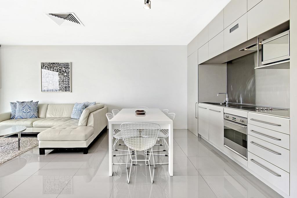 Ultiqa Air On Broadbeach Gold Coast Kültér fotó