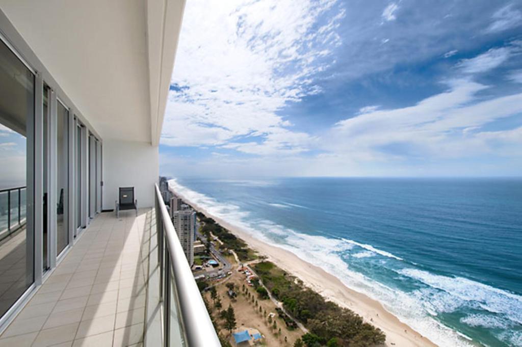 Ultiqa Air On Broadbeach Gold Coast Kültér fotó